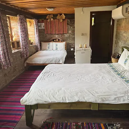 Sirince Dogadaki Evler 3* Selçuk